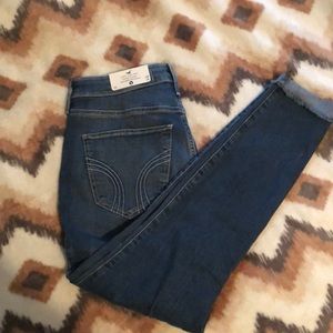 Curvy high-rise super skinny Hollister jeans